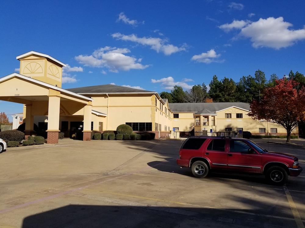 Quality Inn & Suites Kilgore-Longview מראה חיצוני תמונה